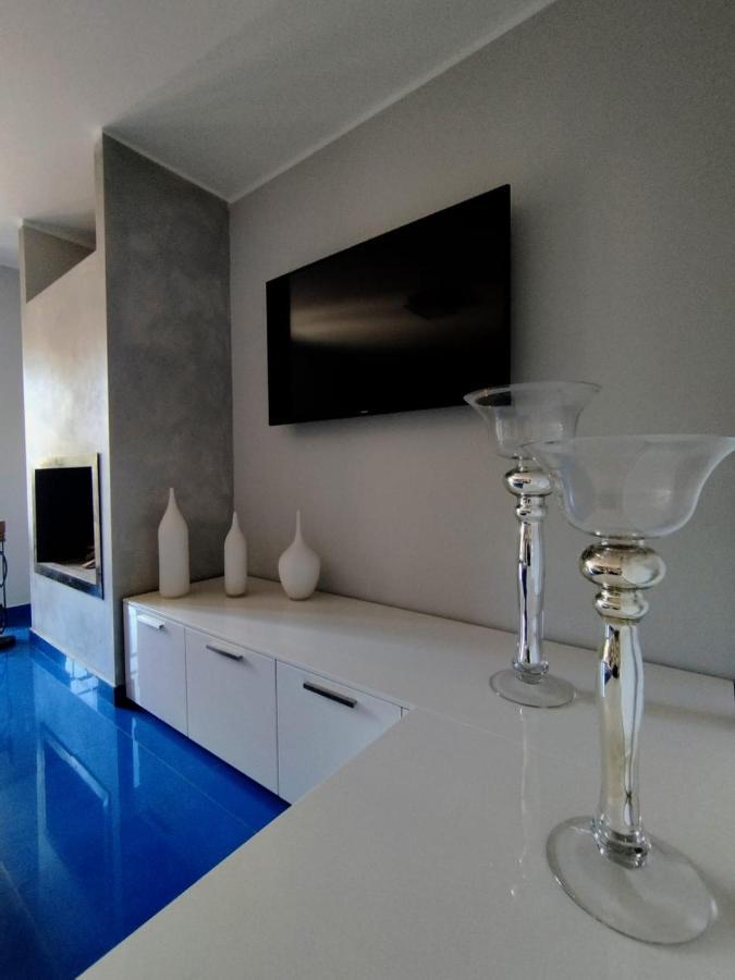 Casa Vacanza "Marinella" Σουλμόνα Εξωτερικό φωτογραφία