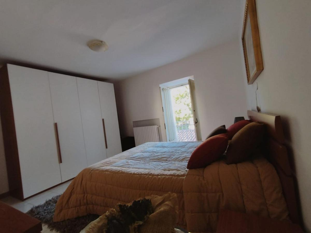Casa Vacanza "Marinella" Σουλμόνα Εξωτερικό φωτογραφία